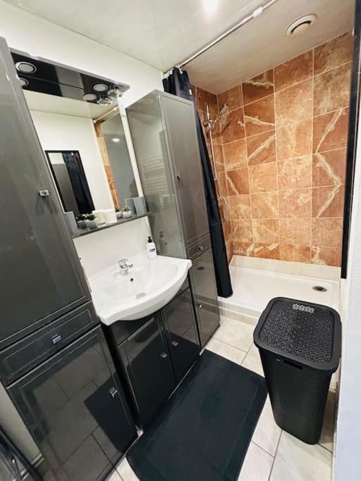 Maison Chez Graz & Virg Villa Кале Екстериор снимка